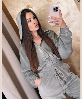 Ани